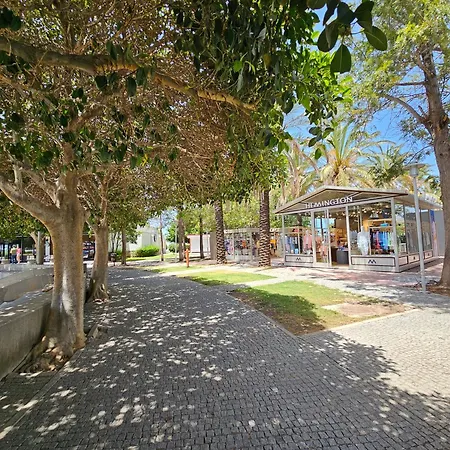 Abay Derbent With A Pool Near Marina And The Villa