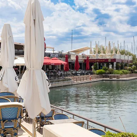 Villa Abay Derbent With A Pool Near Marina And The *