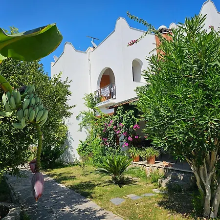 Abay Derbent With A Pool Near Marina And The Villa *