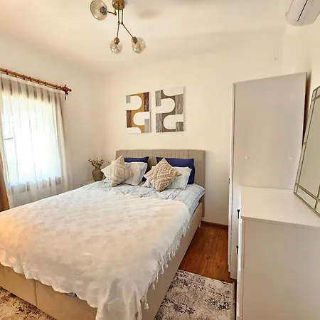 Vila Abay Derbent With A Pool Near Marina And The