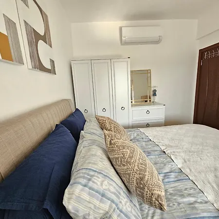 Abay Derbent With A Pool Near Marina And The Vila *